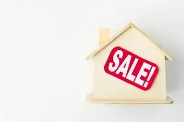 Наемите падат с 20% надолу, но имотите държат висока цена